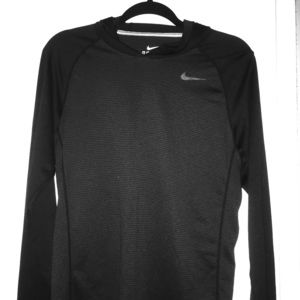 Black Nike Dri-Fit Shirt🖤